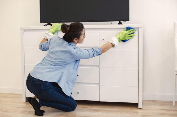 Benefits of Hiring a Cleaning Maid: More Than Just Cleanliness